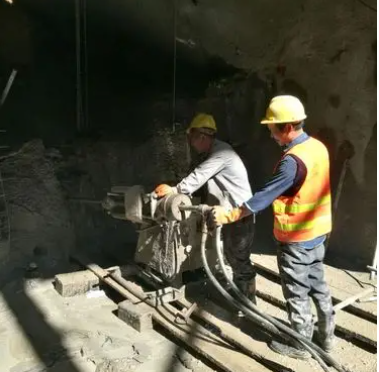 大化水下抗分散灌浆料特点 水下不分散注浆料介绍